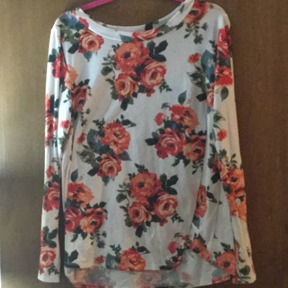 Long sleeve dressy shirt !